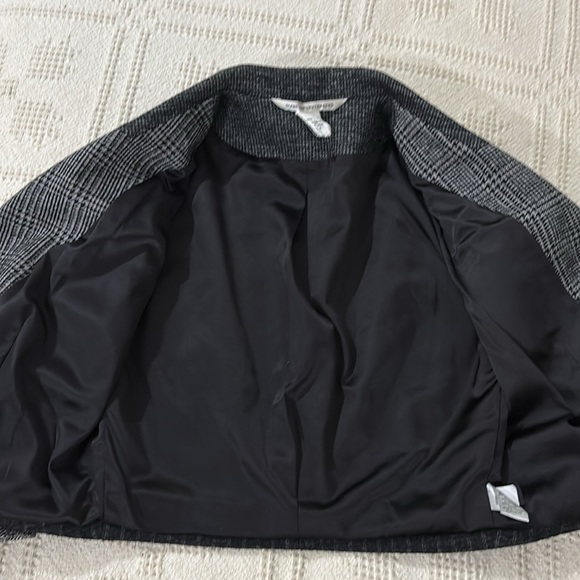 Vintage Diane Von Furstenberg Cropped Shrunken Striped Herringbone Blazer Sz 6 - Picture 11 of 13